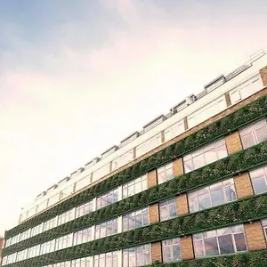 4* Szálloda Hampton By Hilton