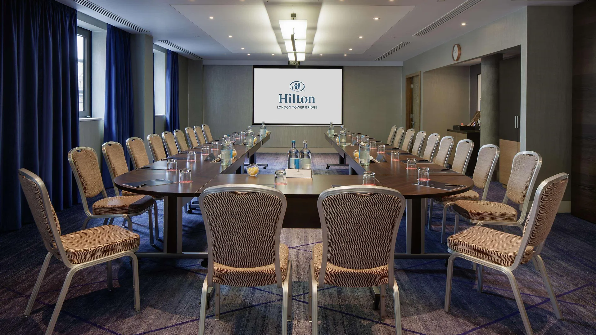 Hilton London Tower Bridge Hotel 4*,  United Kingdom