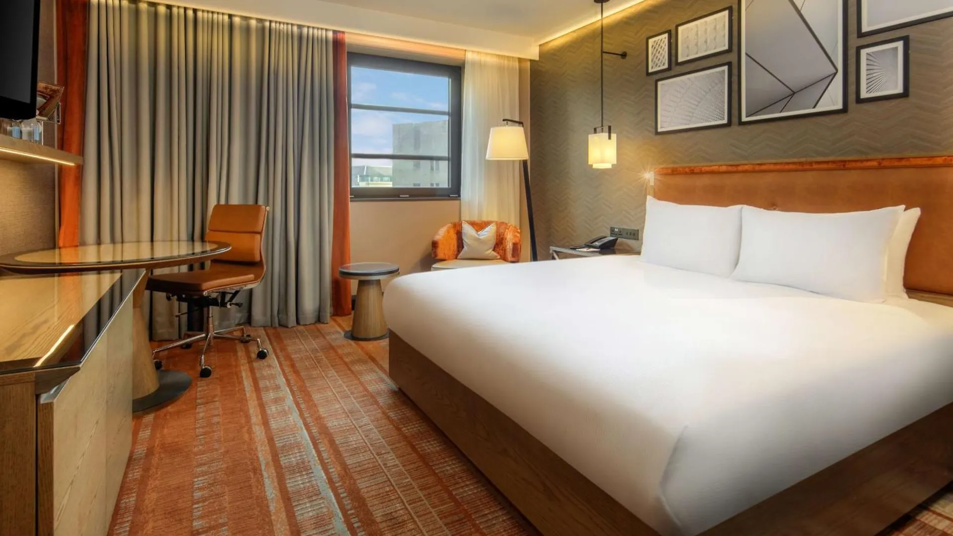 Hilton London Tower Bridge Hotel 4*,  United Kingdom